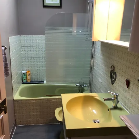 Villa Prune 200M 5 Chambres Avec Piscine Et Garage Aix-les-Bains
