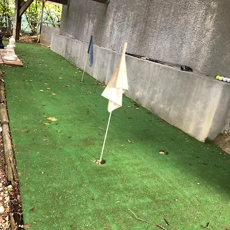 Villa Prune 200M 5 Chambres Avec Piscine Et Garage *