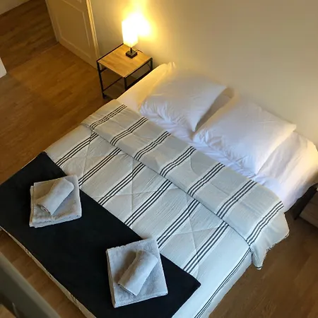 Villa Villa Prune 200M 5 Chambres Avec Piscine Et Garage *